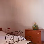 La Corte Sul App Carlotta